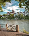 Basler Münster sa svoje dvije tanke kule omiljeni je motiv fotografijama uz Rajnu.