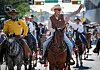 Kevin Costner lani je u Kanadi predvodio paradu Stampedo u Calgaryju
