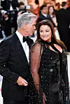 Pierce Brosnan i Keely Shaye Brosnan lani na njujorškoj svečanosti MET Gala