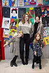 Iva Visković i Ivana Roščić s kćerima
