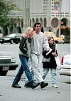 Pete Sampras i Bridgette Wilson u šetnji New Yorkom 2000.