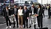 Isabel Diaz Ayuso, Florentino Perez, Luka Modrić, Nacho Fernandez, Karim Benzema i Marcelo Vieira Da Silva donijeli su trofeje pred Gradsku vijećnicu u Madridu