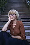 Britka književnica i aktivistica s ‘osječkim sidrom‘