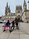 Dominik je i nakon rata ostao u vojsci koja ga je odvela u drugačije sfere života od Antinih, pa im je ovo kao braći baš trebalo