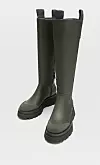 Flat boots with slanted sole - 379,90 kn