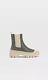 Flat rubberised ankle boots with toecap - 299,90 kn