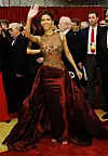 Halle Berry u hrabroj kreaciji Elie Saab