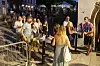Motovun, 300720. Unatoc korona pandemiji otvorenje ovogodisnjeg putujuceg Motovun film festivala dogodilo se u samom srcu svih festivalskih zbivanja, u motovunskom kinu Trg. Cast otvorenja pripao je dugogodisnjem djelatniku festivala Danilu Serbedziji s njegvim filmom Tereza37. Festival se nastavlja sutra po razlicitim gradovima prvo po Istri a zatim i po nekim gradovima Hrvatske. Na fotografiji: gledatelji su morali na ulazu ispisivati svoje podatke. Foto: Goran Sebelic / CROPIX