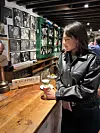 Nije odoljela posjetu restorana ‘El Pimpi‘, vlasnika Antonija Banderasa, potajno se nadajući da se sresti slavnog glumca