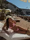 „Sva ta ljetna vibra, počevši od povratka s plaže do osjećaja bezbrižnosti i maestrala u kosi, do moje hidratizirane i nahranjene kože (volim osjećaj soli na koži) - čini me, vjerujem i puno drugih žena - optimističnijom i seksipilnijom”, govori naša najpoznatija beauty influencerica