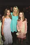 Bonnie Wright s J.K. Rowling i Emmom Watson 2002.