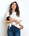 Iris kaže da je Isabella Marie mirna beba, a plače samo kad je gladna Odjeća s.Oliver