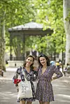 Kristina Božić i Anamarija Kovačić iz EvenTure vode turu po Zagrebu na temu popularnog filma