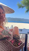 Iako je puno radila, uspjela je uživati i u hvarskim plažama
