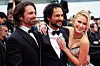 Redatelj Ali Abassi i glavni glumci Sebastian Stan i Maria Balakova na crvenom tepihu u Cannesu