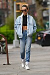 Emily Ratajkowski u šetnji gradom
