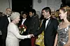 Kraljicu Elizabetu upoznao je nakon predstave ‘Royal Variety Performance‘ u The Empire Theatre u Liverpoolu 2007., na kojoj je bila s dvorskom svitom