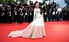 Elle Fanning u haljini Alexander McQueen