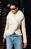 Hailey Bieber