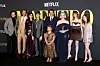 Matt Bomer, Brian Klugman, Sarah Silverman, Gideon Glick, Bradley Cooper, Carey Mulligan, Maya Hawke i Alexa Swinton pozirali su na crvenom tepihu s malenom Leom De Seine