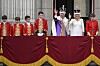 Kraljevski pozdrav s balkona