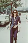 Jacqueline Kennedy Onassis u New Yorku oko 1970. godine