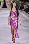 RICCARDO GIORDANO/IPA/SHUTTERSTOCK Mandatory Credit: Photo by Riccardo Giordano/IPA/Shutterstock (12463822bm) Dua Lipa on the catwalk Versace show, Runway, Spring Summer 2022, Milan Fashion Week, Italy - 24 Sep 2021