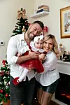 Roko Vušković sa suprugom Nikolinom i kćerkicom Lorom