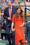Koraljnocrvenu haljinu LK Bennett izabrala je 2015., kad je na turnir došla sa suprugom, princem Williamom