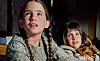Melissa Gilbert s Sidney Greenbush u sceni serije ‘Mala kuća u preriji‘ u kojoj je glumila Lauru Ingalls