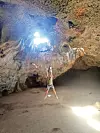 U pećinama Quadirikiri i Fontein mogu se vidjeti crteži Indijanaca iz plemena Arawak i slikarije prvih europskih doseljenika