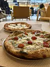 Pizza Caprese i pizza Margherita
