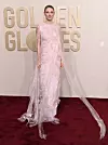 Hunter Schafer u Prada haljini na dodjeli Zlatnih globusa