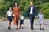 Princ George, princeza Charlotte i princ Louis s roditeljima