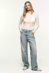 Straight Leg High Waist Jeans - 39,99 eura