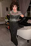 Joan Collins 1997. je dobila titulu dame.