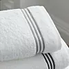 Vlažni ručnici su odličan trik za peglanje