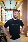 Odrastao je na Tuškancu, najzelenijem kvartu Zagreba, a Sljeme mu je bilo i ostalo drugi dom