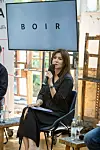 Martina Bienenfeld u minimalističkoj,crnoj kombinaciji