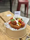 Noel Street Food: Kokoš parmigiana - 12,50 eura