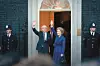Kao Margaret Thatcher sa Stephenom Boxerom u ulozi Dennisa Thatchera u serijalu ‘Kruna’.