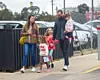 Jamie Dornan sa suprugom i tri kćerke