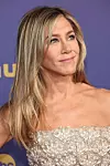 Jennifer Aniston kao da nema godine