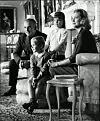 Supružnici Rainier i Grace s djecom Caroline i Albertom 1964.