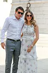 Umag, 160617. Danas se u sredistu Umaga u crkvi Uznesenja Blazene Djevice Marije zeni hrvatski nogometni reprezentativac Domagoj Vida. Buduca supruznice mu je Ivana Gugic, manekenka, kraljica Hrvatske. Na fotografiji: Ognjen Vukojevic sa suprugom Andreom Cupor. Foto: Goran Sebelic / CROPIX