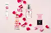 MELVITA Nectar De Roses hidratantni gel za lice obogaćen ekstraktom latica divlje ruže i cvjetnom vodicom ruže za intenzivno vlaženje normalne do mješovite kože, 220 kn/ L'OCCITANE Rose Calisson mirisna krema za ruke obogaćena karite maslacem za hidrataciju/ MELEM dragocjeno suho ulje s esencijalnim uljem ruže za luksuznu njegu kože tijela, lica i vrhova kose, 99,90 kn/ TOM FORD ROSE PRICK intenzivni parfem s više vrsta ruže, pačulija i pikantnih začina, 2532 kn