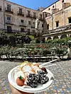 Slastičarnica Santa Caterina u srcu Palerma smještena je uz nekadašnji samostan časnih sestara, i čuva recepte koji se prenose stoljećima