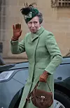 Nesalomljiva princess Anne uoči bogosložja u kapelici
