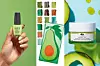 Lak za nokte Summer Monday-Fridays 15 € (113,02 kn) OPI/ Tasty Palette Avocado paleta sjenila 11,99 € (90,33 kn) I HEART REVOLUTION/ Drink Up maslac za usne na bazi avokada 22,43 € (169 kn) ORIGINS