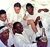 Leonardo DiCaprio bio je gost na bijelom partiju Seana Combsa u New Yorku 1998.